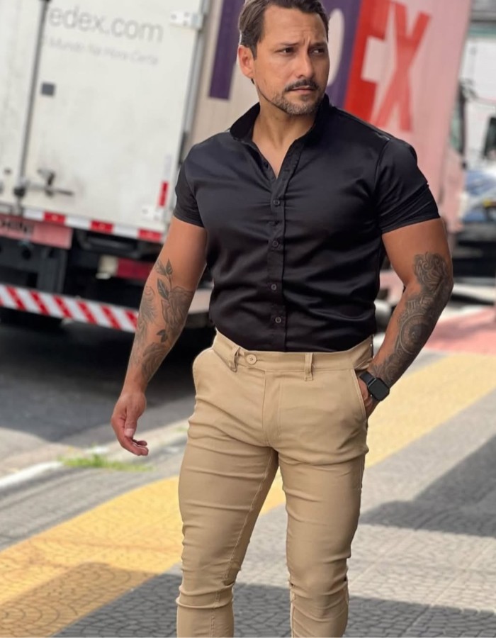 Camisa Acetinada Gola Padre