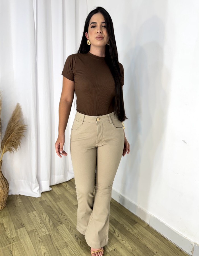 CALÇA FLARE BEGE ESCURA