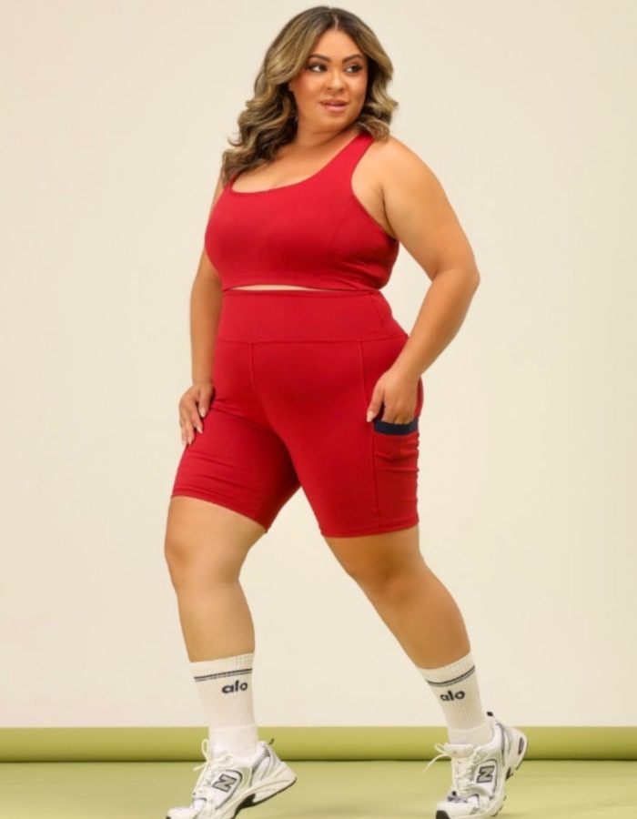 Conjunto de short com friso no bolso Plus 