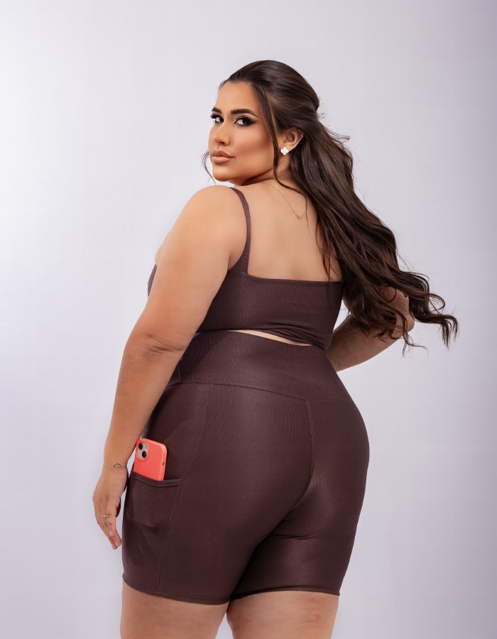 CONJUNTO SHORT CANELADO PREMIUM COM BOLSO COM TOP DE ALÇA LARGA
