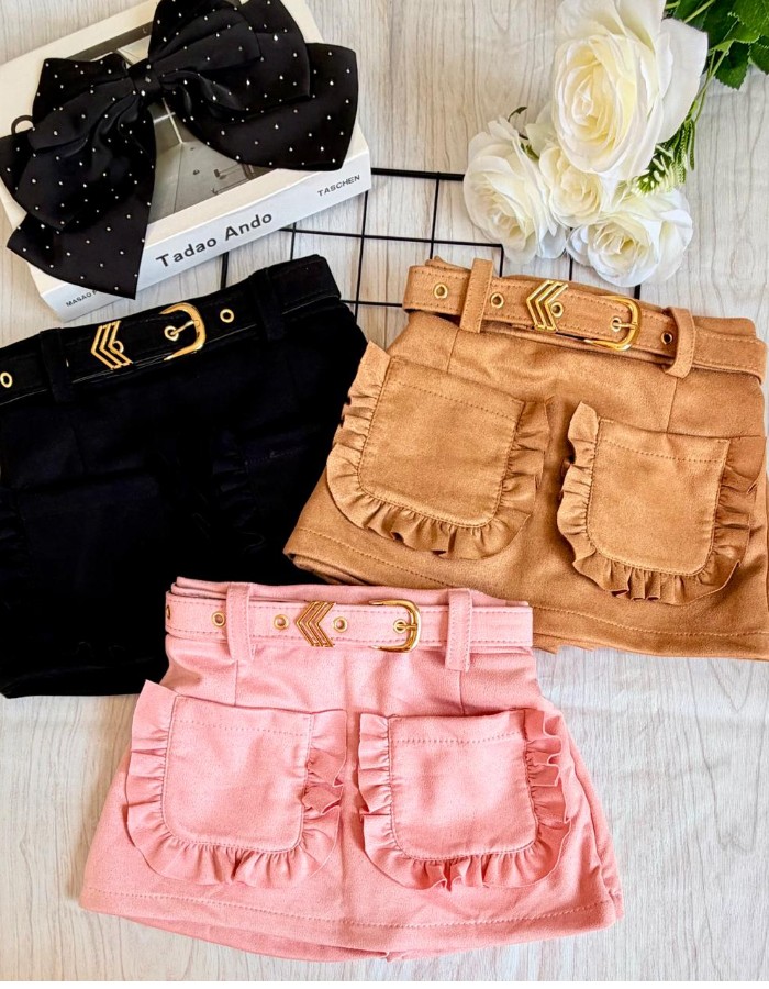 SHORT SAIA COM CINTO E DETALHES NO BOLSO