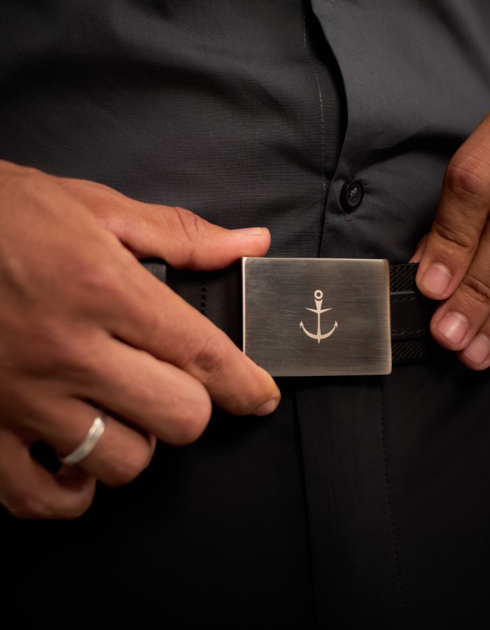 CINTOS EM COURO C/ ELASTANO