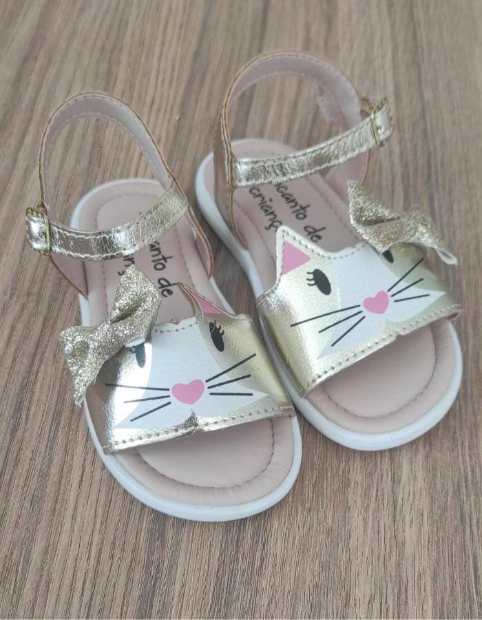 Sandália Encanto de criança