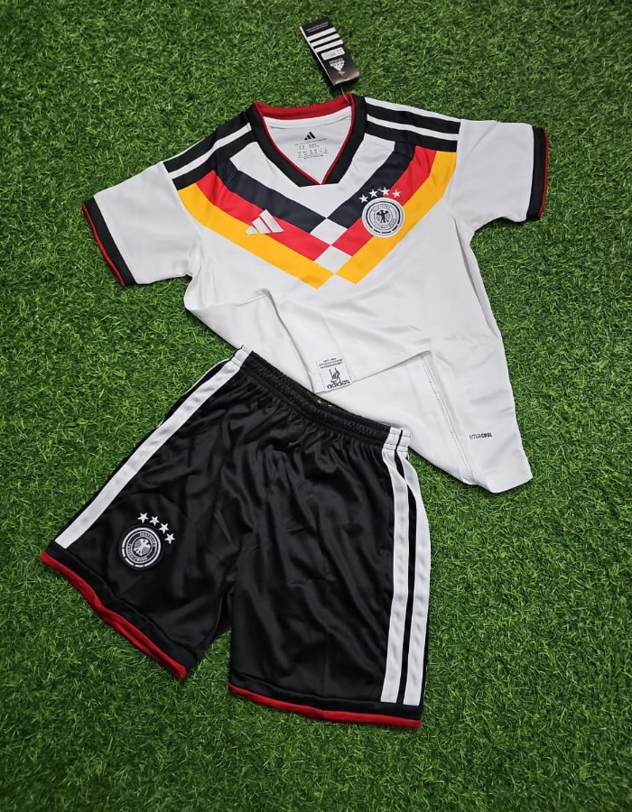 KIT INFANTIL ALEMANHA HOME COPA 2026