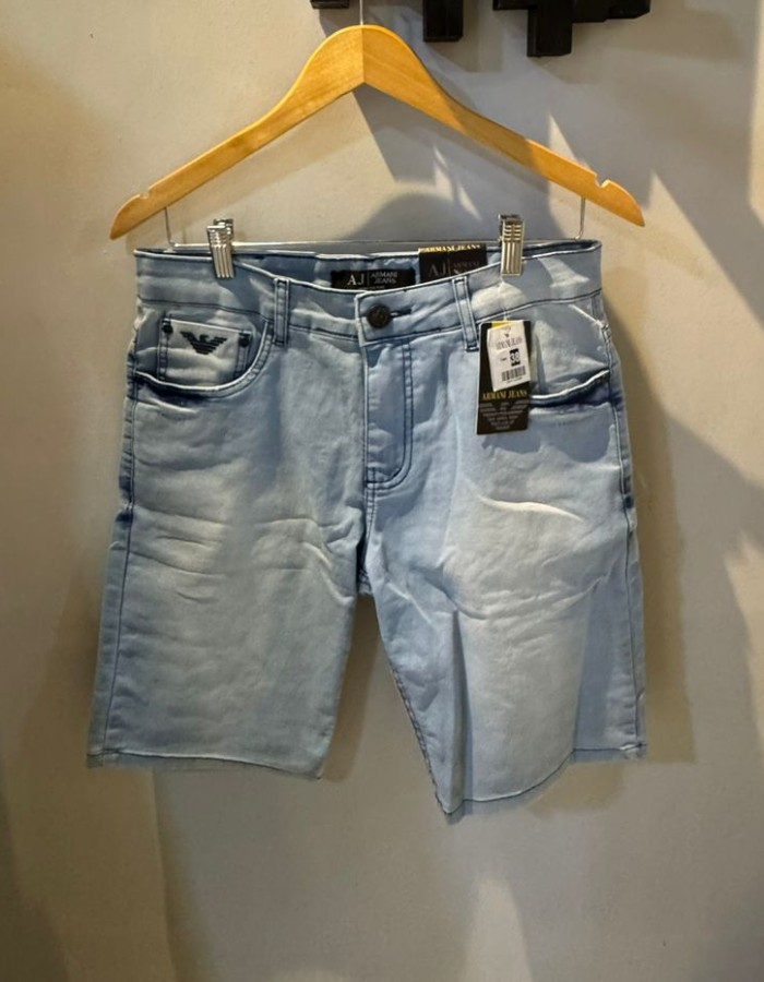 Short Armani 