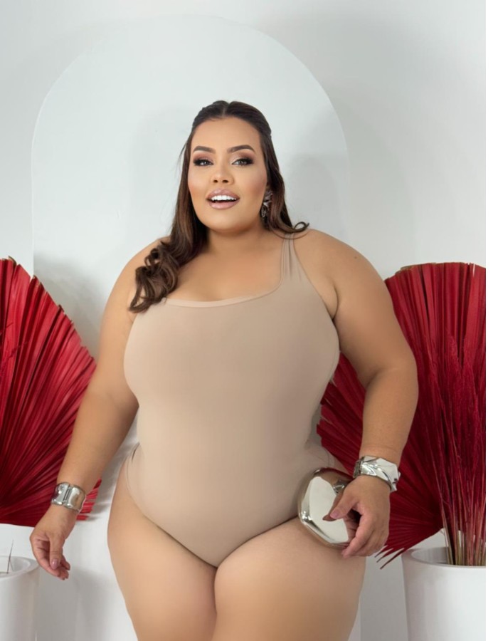 BODY PLUS SIZE EM POLIAMIDA PREMIUM