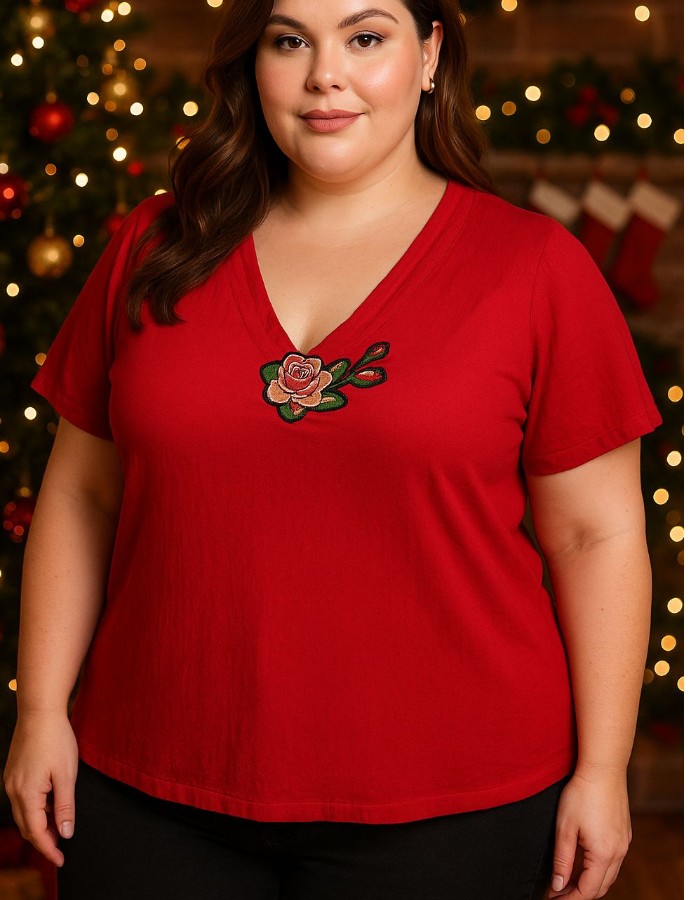 Blusa com flor no decote