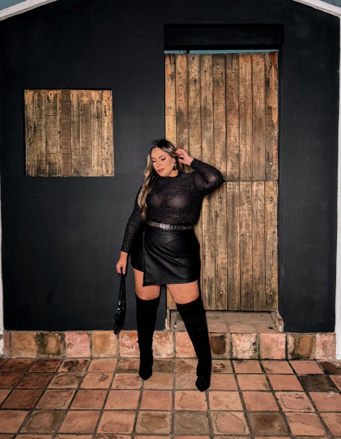 Bory Ludmila manga longa