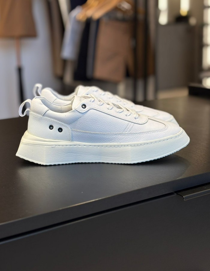 Tênis casual Vienna White