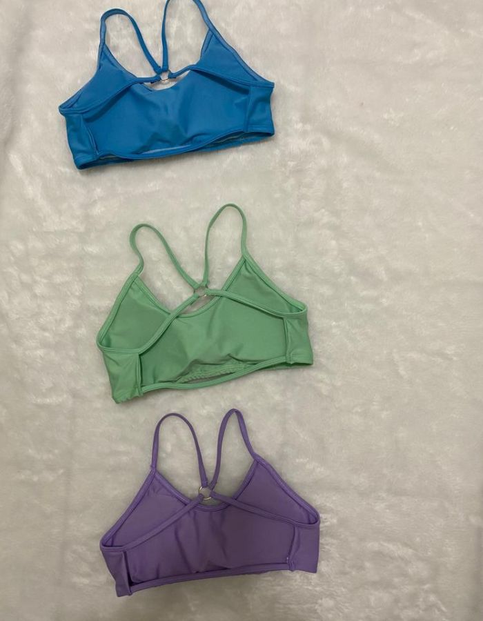 TOP COM ARGOLA NAS COSTAS 