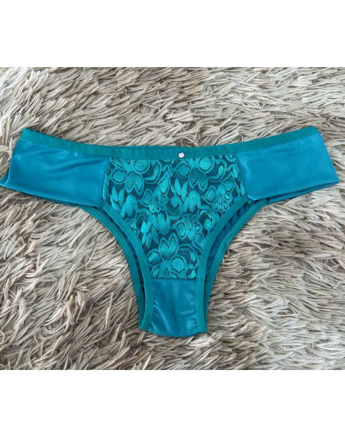 Calcinha Travetada com renda completa