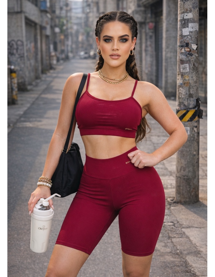 Conjunto Short alça regular. 