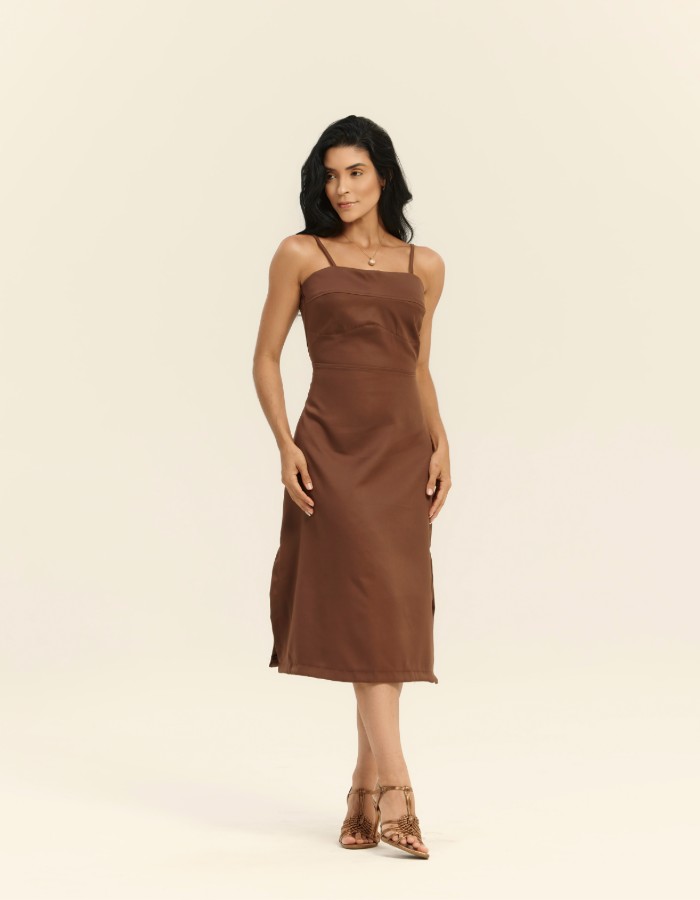 Vestido alfaiataria midi