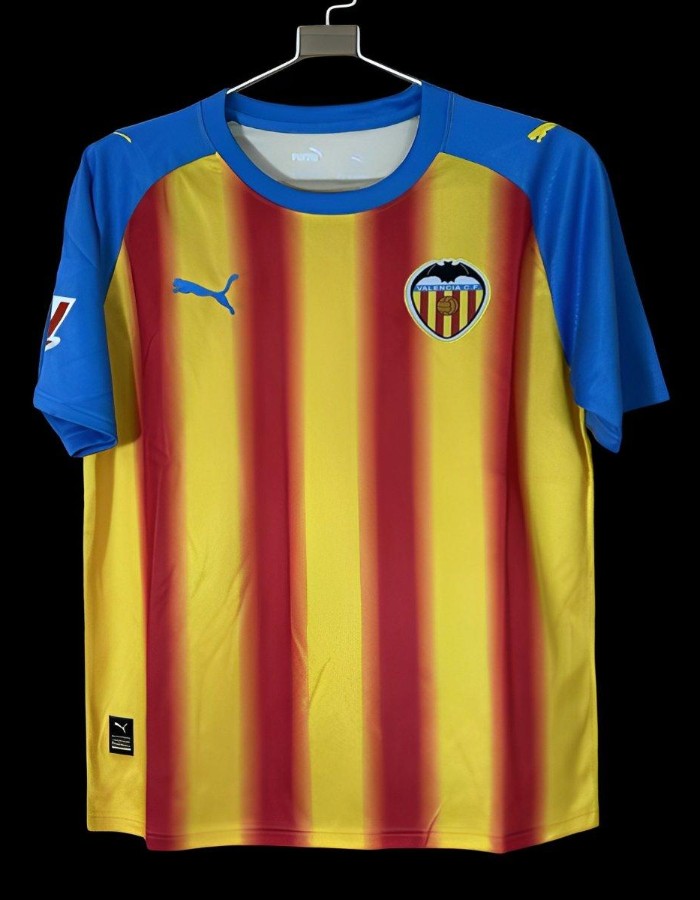 VALENCIA 25/26 UNIFORME 3