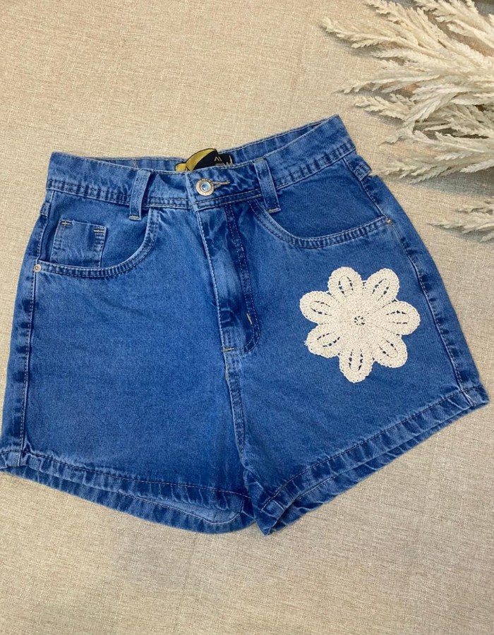 SHORT JEANS BORDADO FLOR