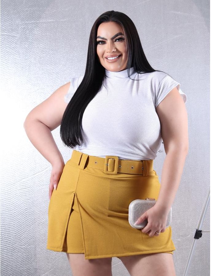 Semi cropped estilo mucle tee 