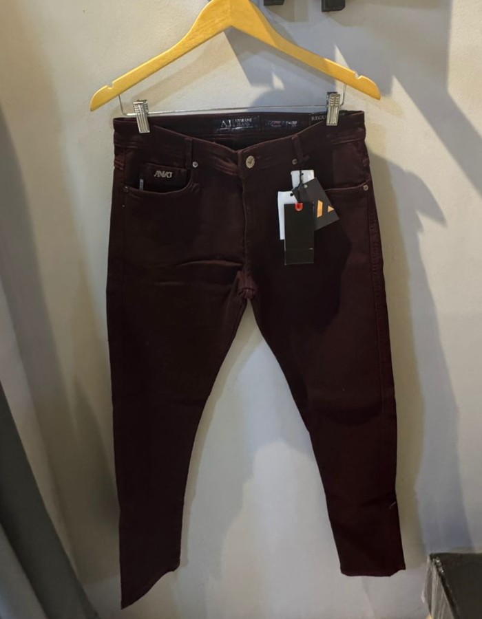 Calça Armani Sarja R$149,00