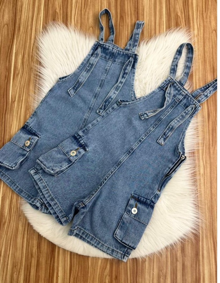 MACACÃO DE SHORT CARGO ALÇA DE AMARRAÇÃO 