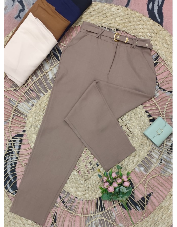 CALÇA RETA ALFAIATARIA PREMIUM C/CINTO COR DA PEÇA 