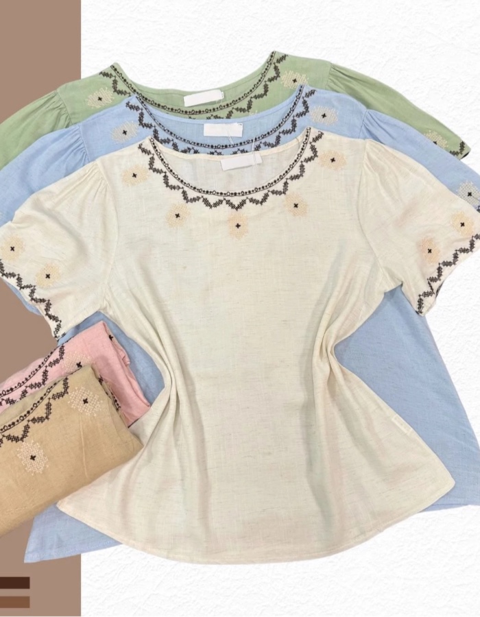 Blusa com detalhes bordado 