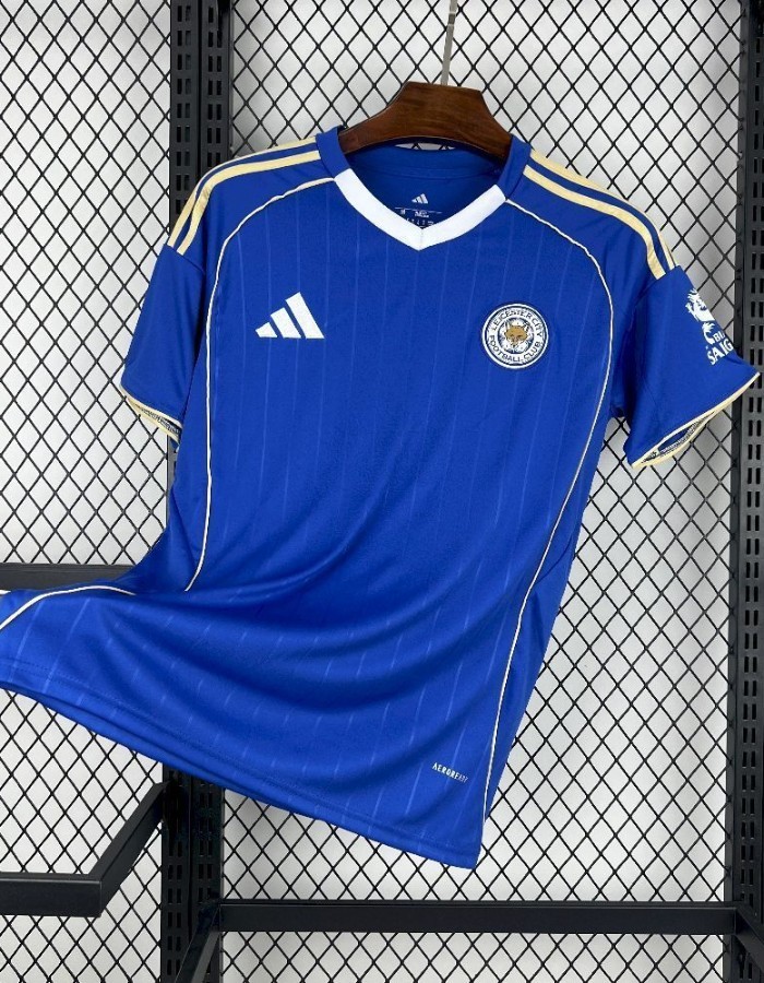 LEICESTER CITY 25/26 UNIFORME 1