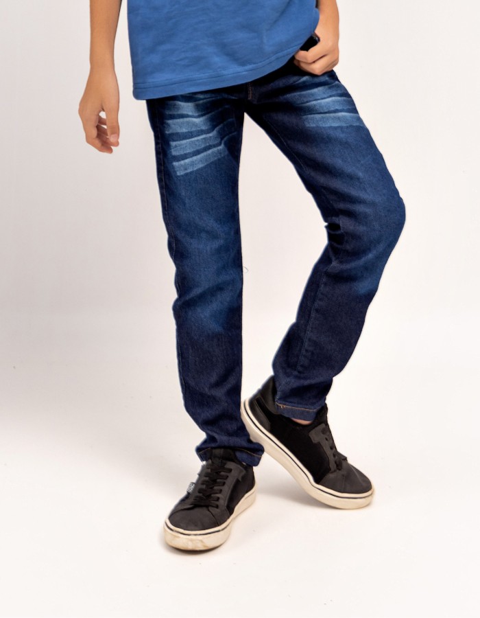 CALÇA JEANS COM BIGODE