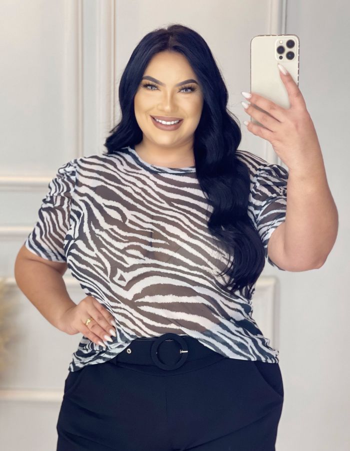 blusa manga princesa em tule