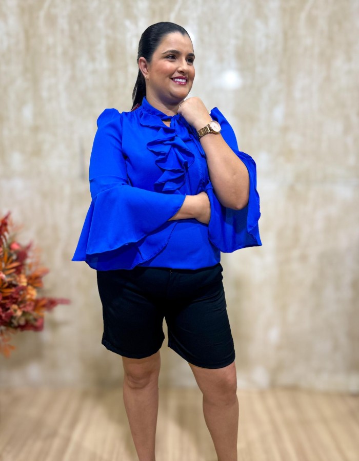 SHORT BOTÃO E ZÍPER EM ALFAIATARIA