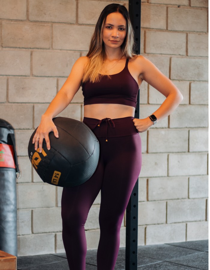 CONJUNTO CALÇA POLIAMIDA GRAMATURA 300 COM TOP CRUZADO