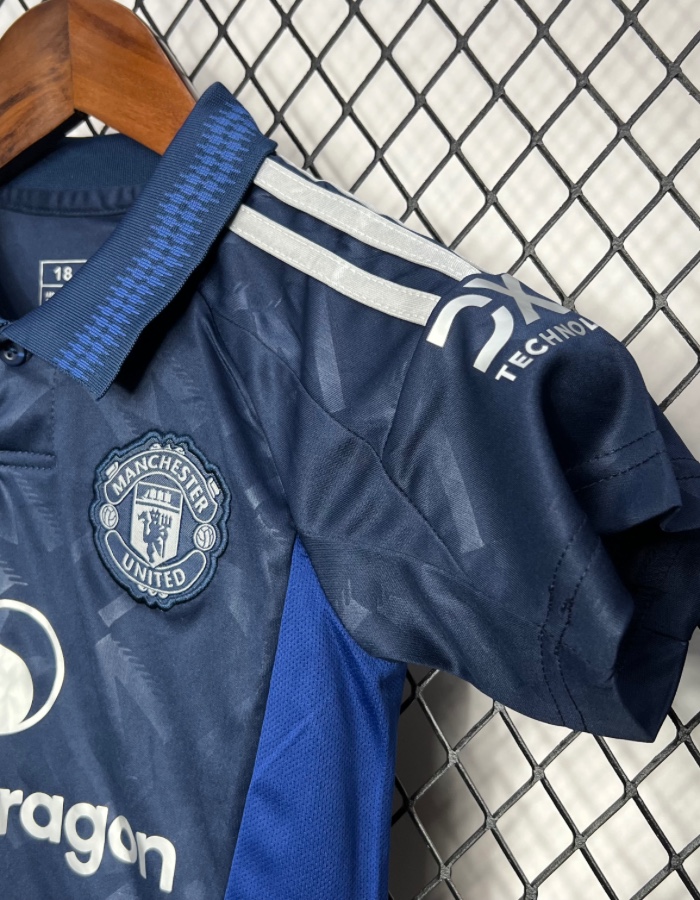 Produto manchester-united-ii-24-25 1