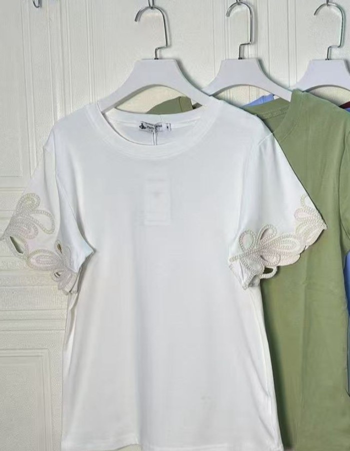 T-SHIRT TECIDO ALGODÃO COM ELASTANO BORDADO FAZADO MANGA 