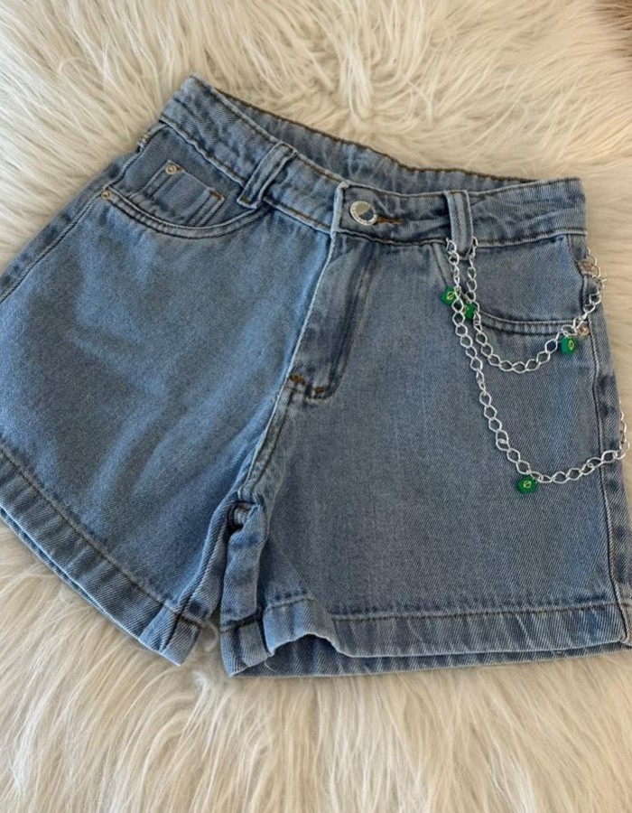 SHORT COM CINTO DE CORRENTE BANDEIRAS DO BRASIL 