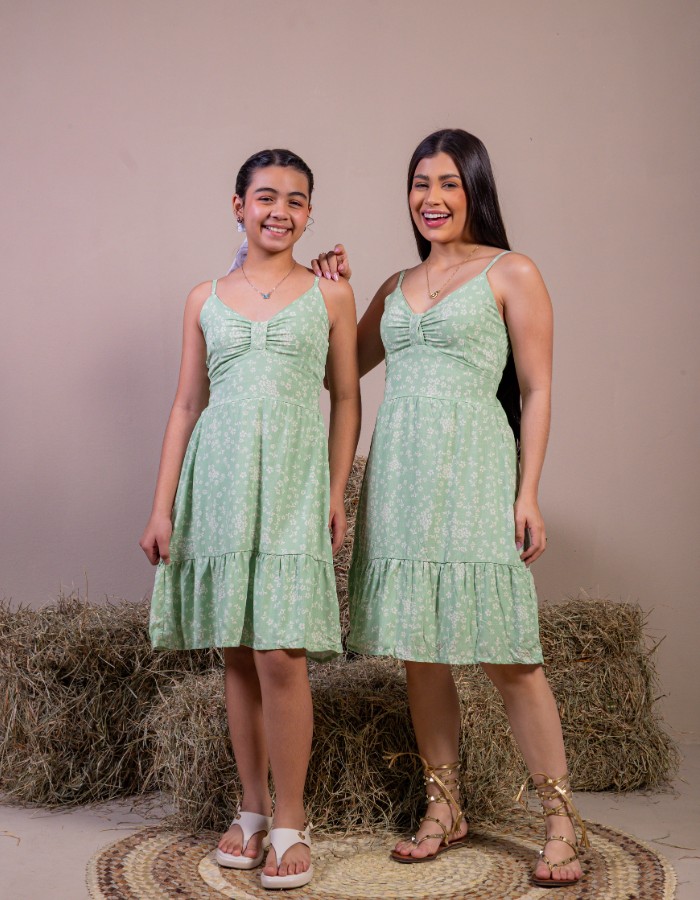 VESTIDO CURTO ALÇA REGULÁVEL (TEC. VISCOLINHO)