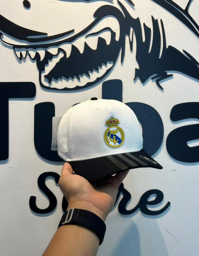BONÉ REAL MADRID