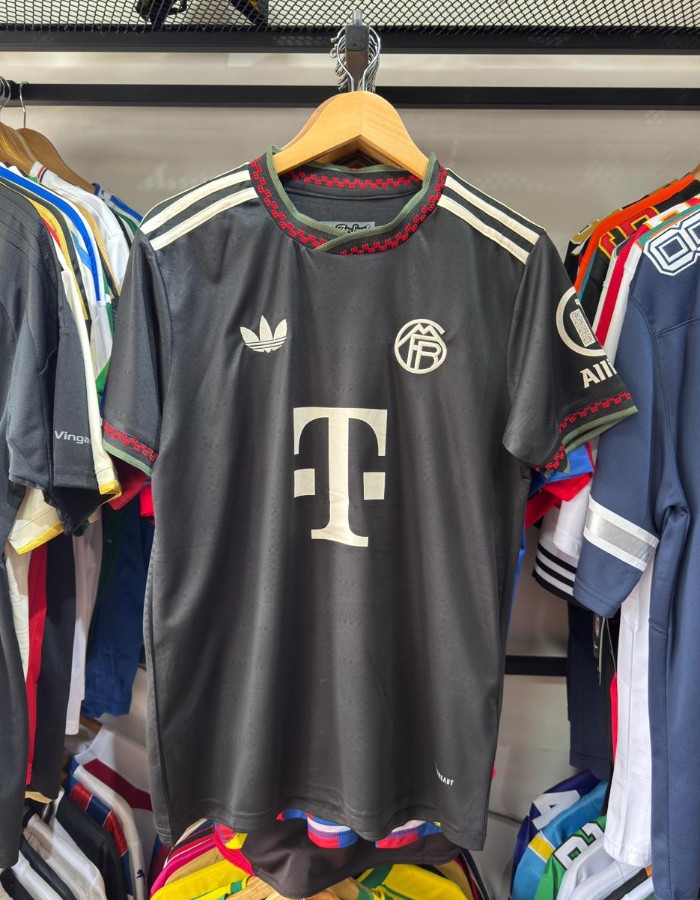 BAYERN MUNICH 25/26 UNIFORME III