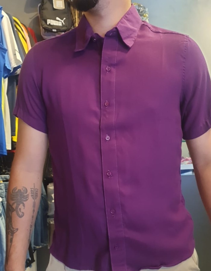 Camisa de Botão Básica