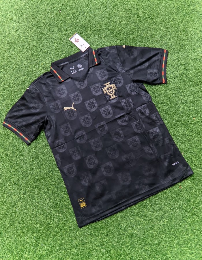 CAMISA PORTUGAL EDIÇÃO LIMITADA PANTERA NEGRA 2025/26
