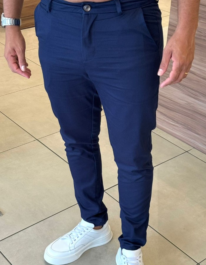 CALÇA EM SARJA TECH