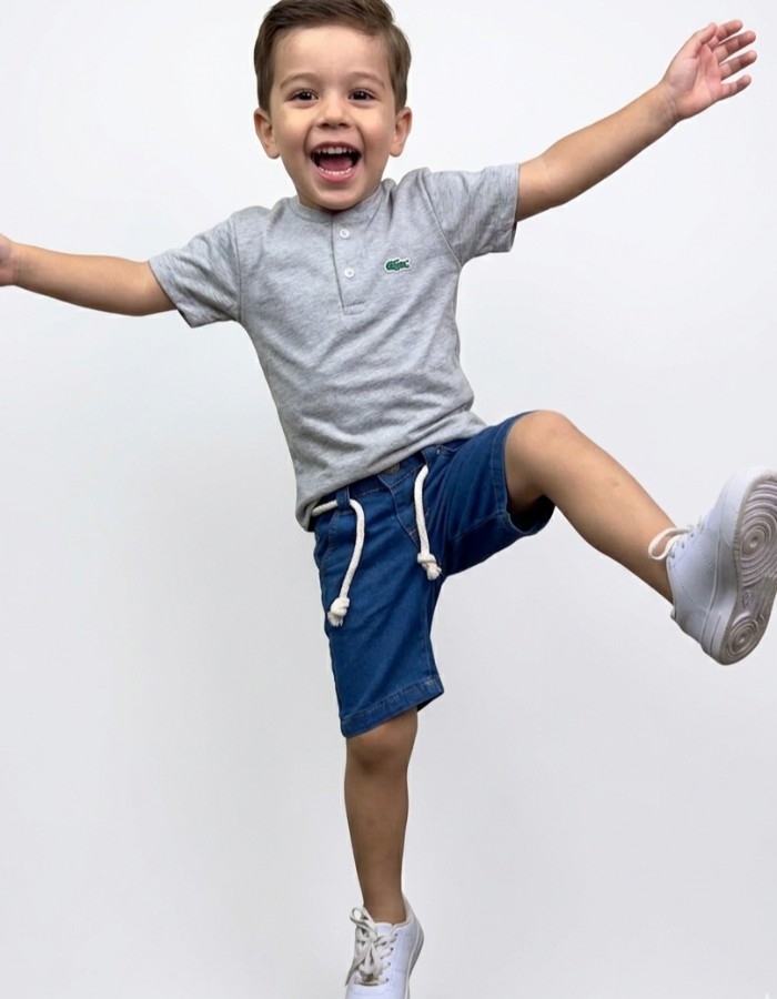 GOLA PADRE COM SHORT JEANS LACOSTE