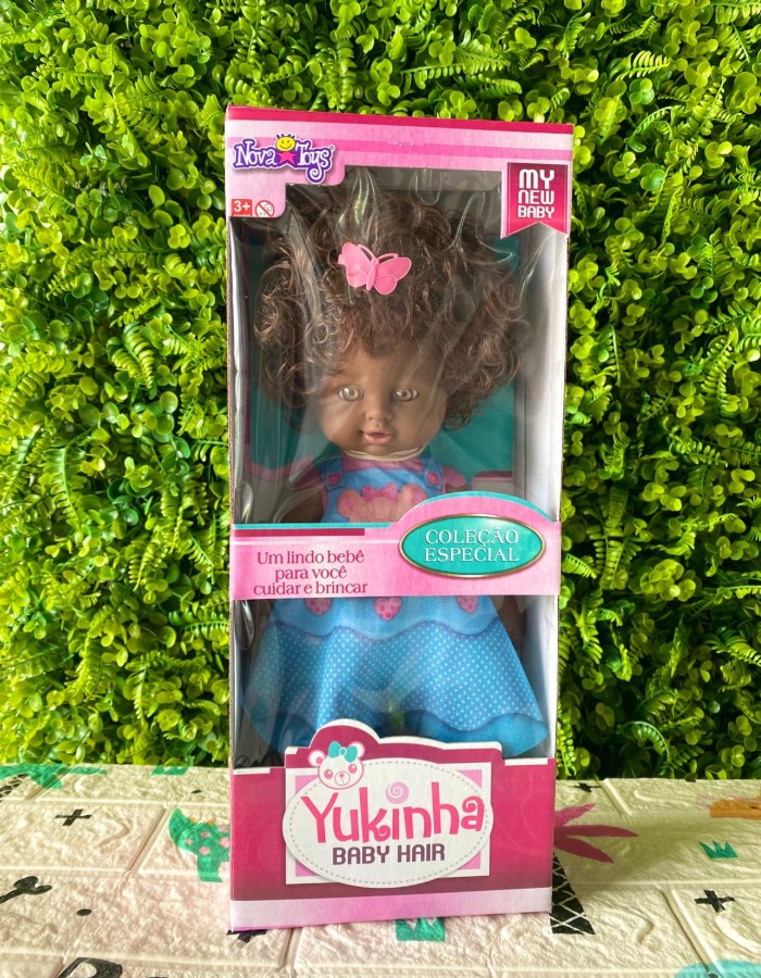 YUKINHA BABY NEGRA CABELO CRESPO