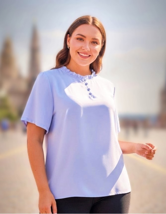 Blusa plus size com botões 