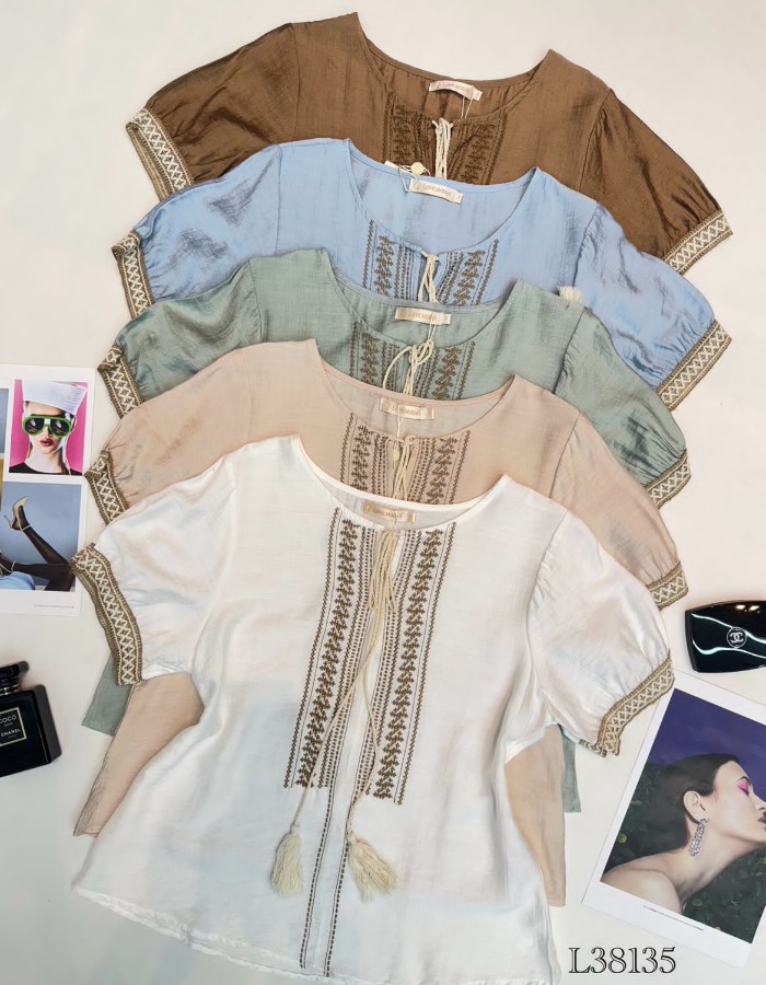 BLUSA TECIDO CREPE SEDA ACETINADO C/ BORDADO