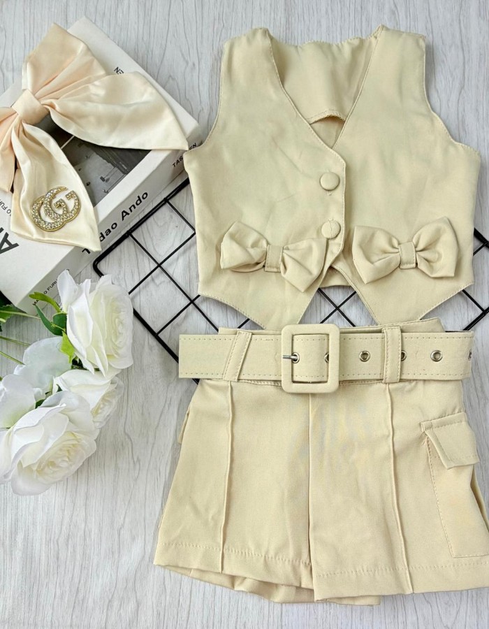 CONJUNTO COLETE COM SHORT E CINTO