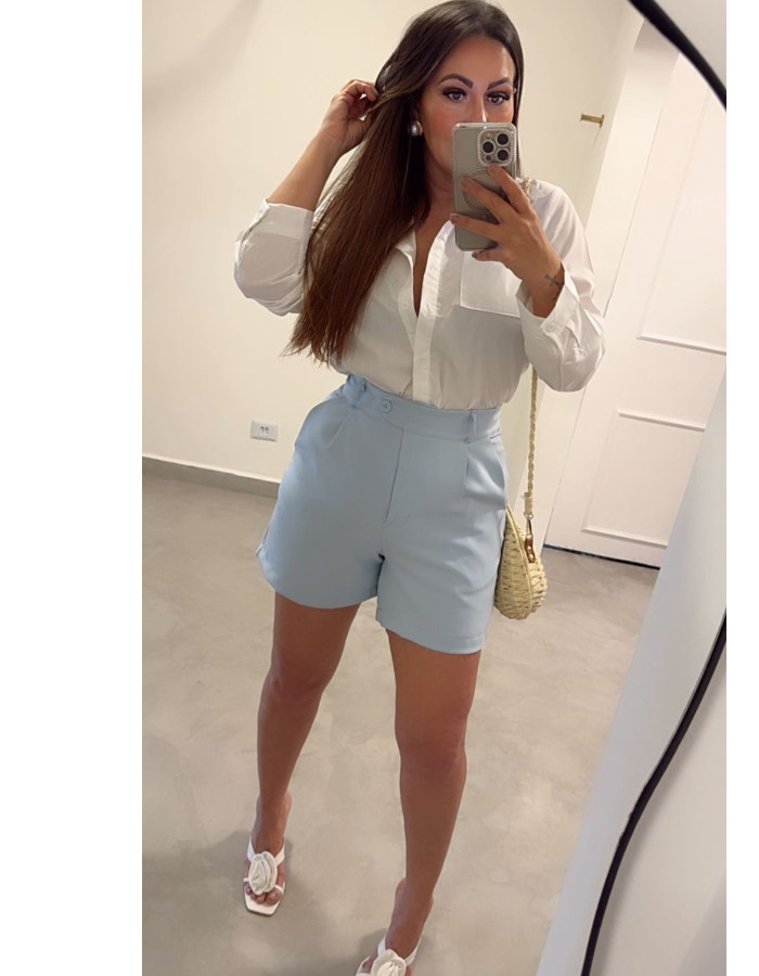 SHORT ALFAIATARIA COM BOTÃO LATERAL