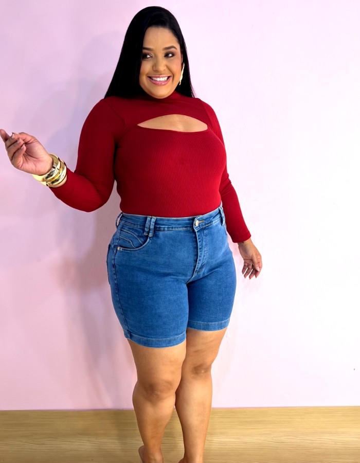 MÉDIO BORDADO CLARO PLUS SIZE