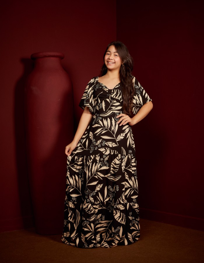 VESTIDO L. DETALHE NO DECOTE (TEC. VISCOLINHO)