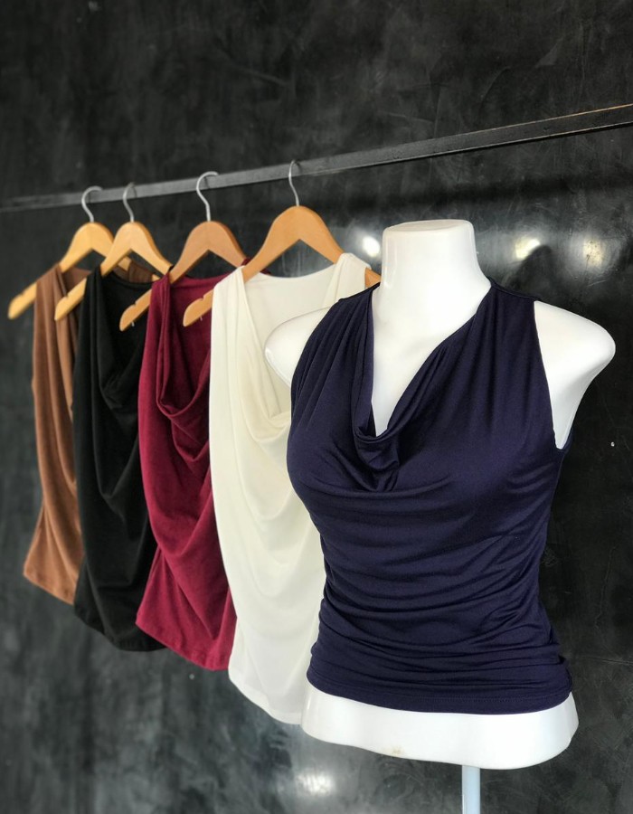 Blusa VIRAL - Decote Degagê