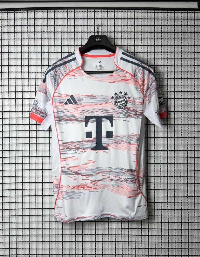 BAYERN DE MUNIQUE - 25/26 - II