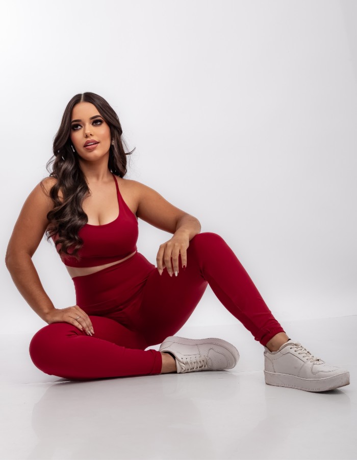 CONJUNTO CALÇA POLIAMIDA BLACKOUT COM TOP CRUZADO