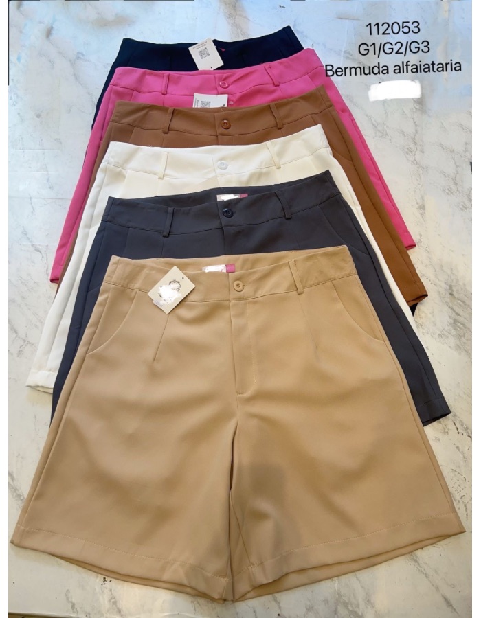 Bermuda alfaiataria Plus Size 